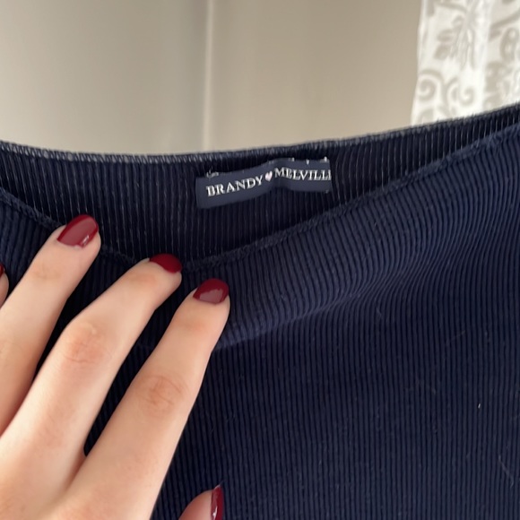 Brandy Melville Navy Scoop Neck Top - Picture 2 of 2